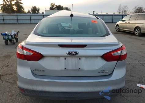 2012 Ford Focus Se z USA, uszkodzony, nr VIN 1FAHP3F28CL456720
